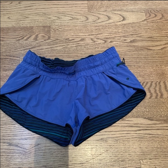 Lululemon beach shorts - Picture 3 of 5
